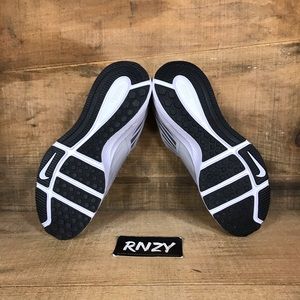 nike star runner grey